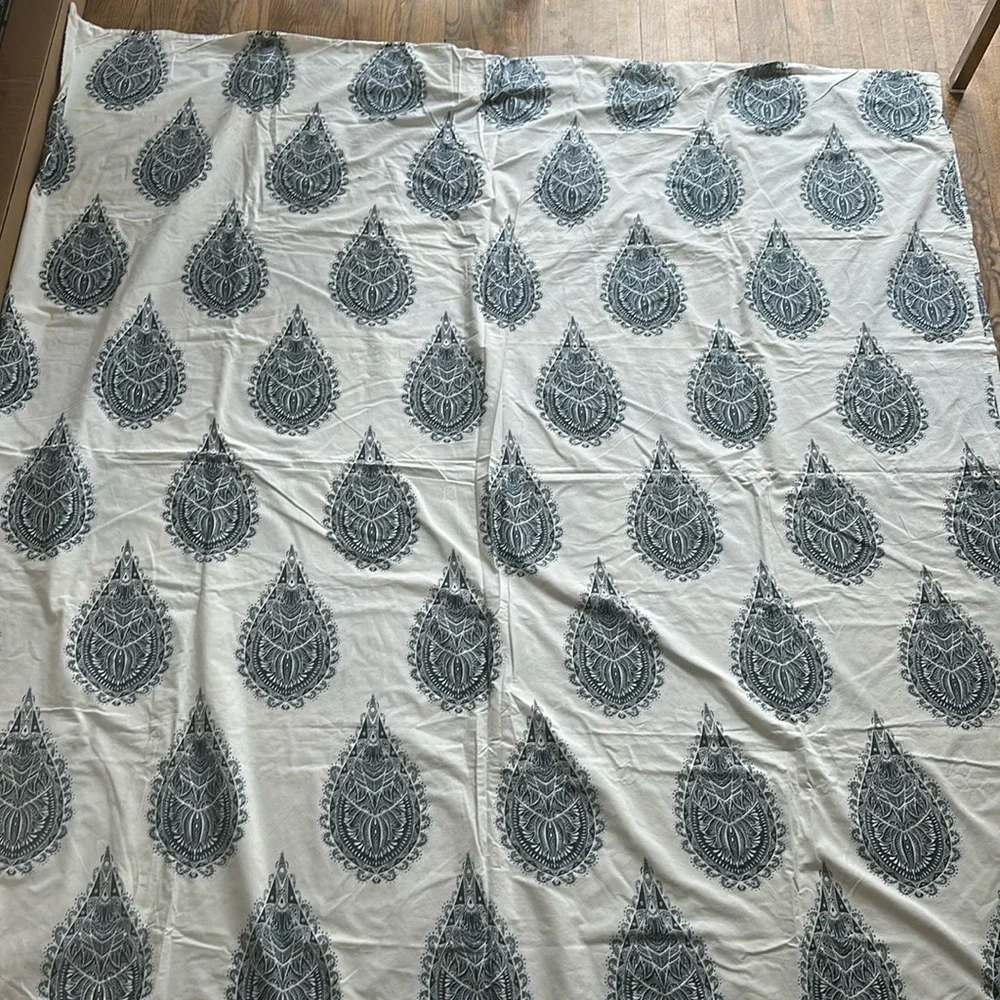 White and Navy Duvet cover, 100% Cotton